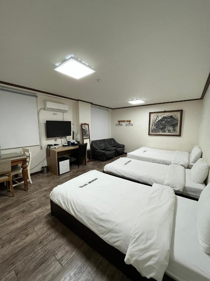 Ekonomy Hotel Mokpo Luaran gambar