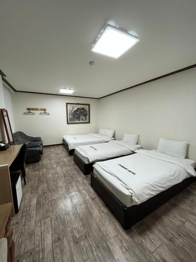Ekonomy Hotel Mokpo Luaran gambar