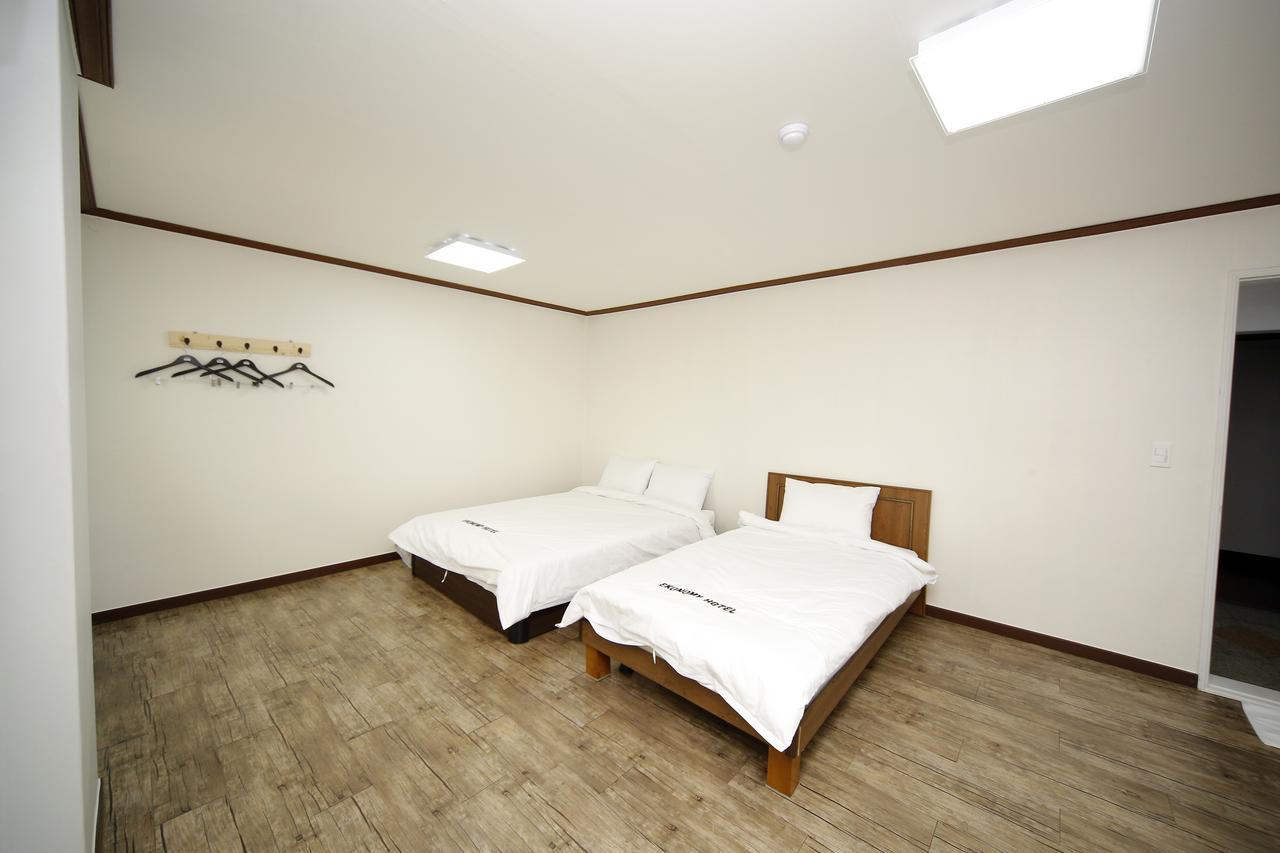 Ekonomy Hotel Mokpo Luaran gambar