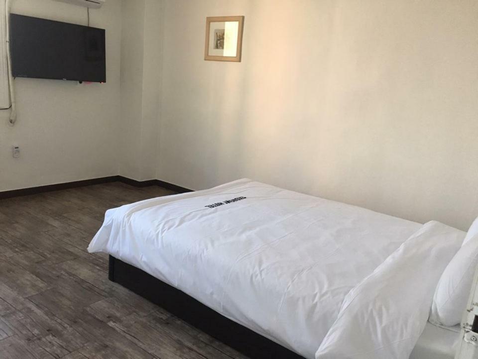Ekonomy Hotel Mokpo Luaran gambar